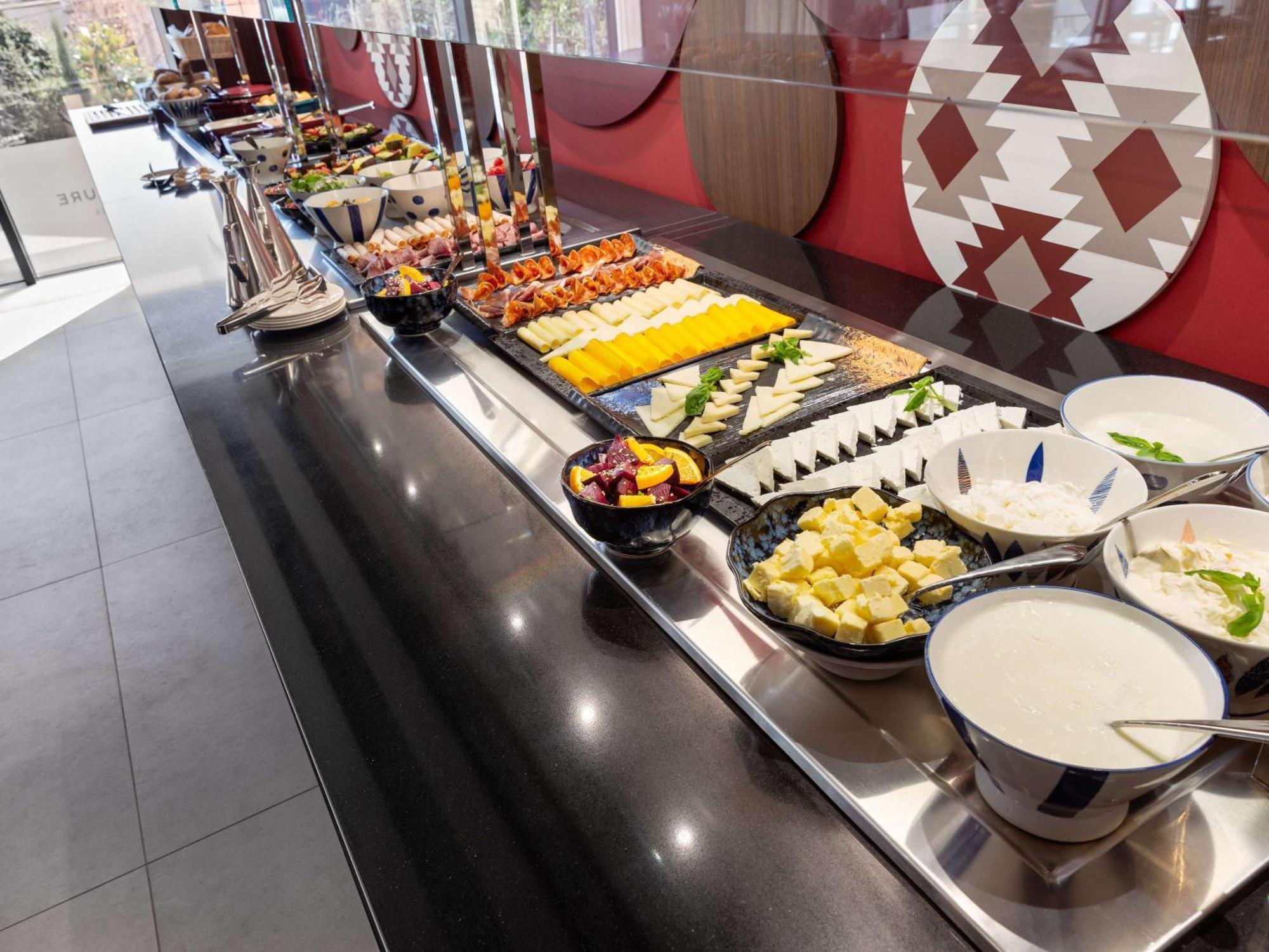 Mercure Τίρανα Εξωτερικό φωτογραφία
