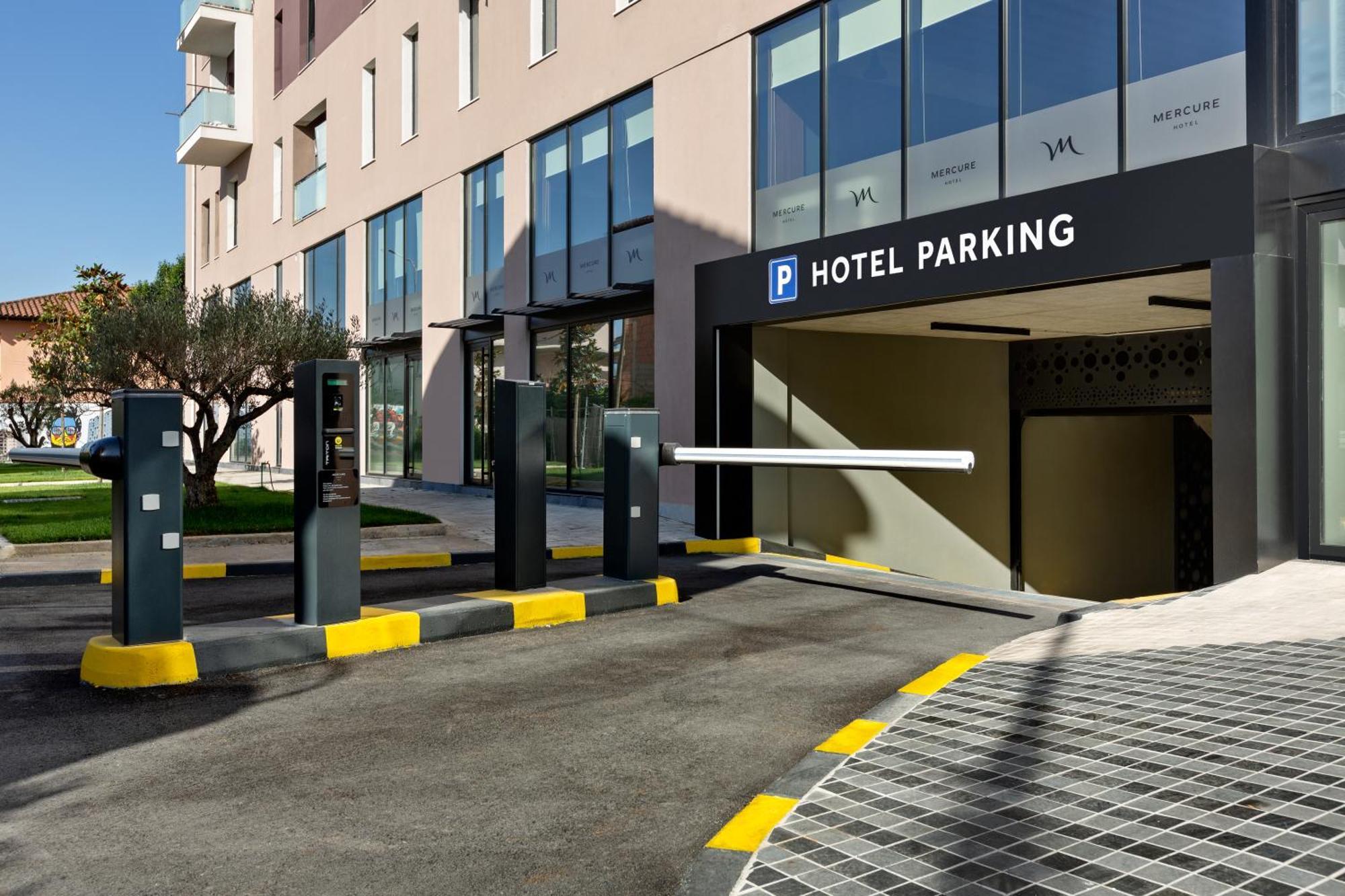 Mercure Τίρανα Εξωτερικό φωτογραφία
